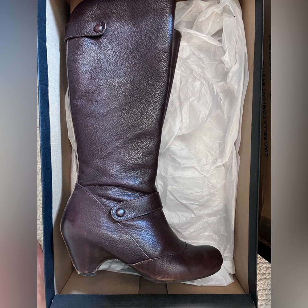 Ciao Bella Brown Leather Boots, Nikki 7M Dark Chocolate Vintage